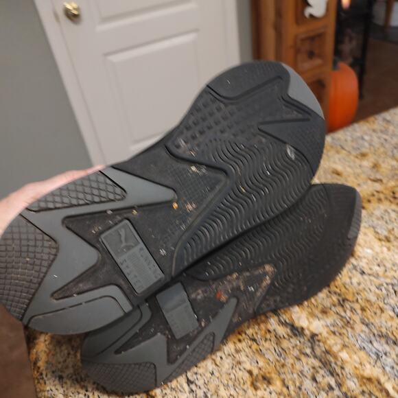 Puma Black Running Shoes Size 11.5 US Model 383290-01 - Picture 8 of 12